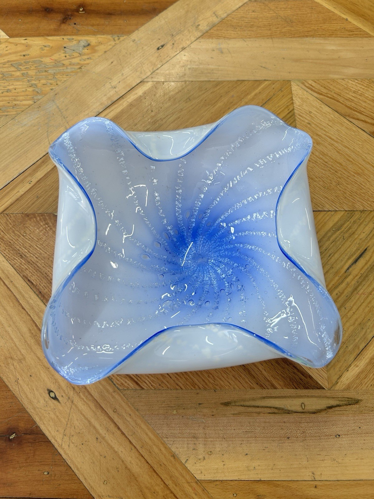 Picture 1 of 6