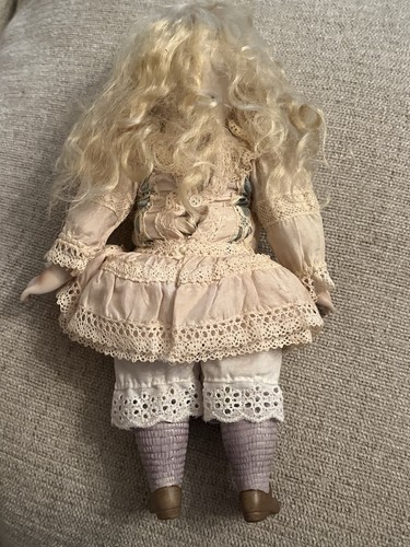 All-Bisque Artist 9" Doll D. Scott 1999 - Blue Eyes, Lace Dress, Repro Antique - Bild 6 von 9