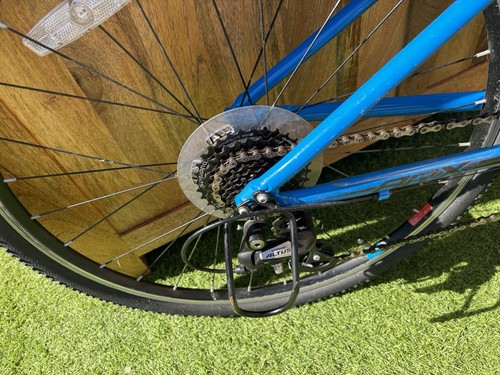 Blue Giant ARX 20-inch Kids Mountain Bike - Picture 3 of 7