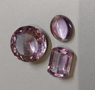 Amethyst 3 Schliffe zus. 34 84 ct