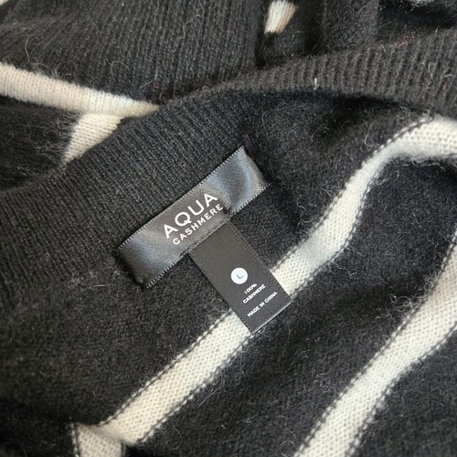 Aqua Bloomingdale’s 100% Cashmere Black Crewneck Striped Amore Sweater NWT Large - Picture 3 of 6
