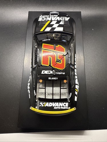RYAN BLANEY AUTOGRAPHED 2025 FORD MUSTANG ADVANCE AUTO PARTS DIECAST & CARD - Picture 23 of 24