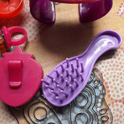 Barbie Hairbrush 2009 McDonalds Strawberry Shortcake Plum Pudding Butterfly - Picture 8 of 15