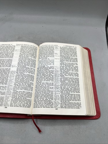 Vintage Holy Bible Concordance Collins Genuine Leather - Picture 15 of 17