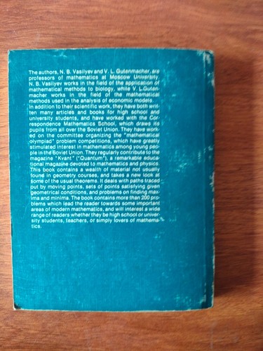 Straight Lines and Curves by N. Vasilyev Mir Publishers Moscow 1980 - Picture 23 of 24