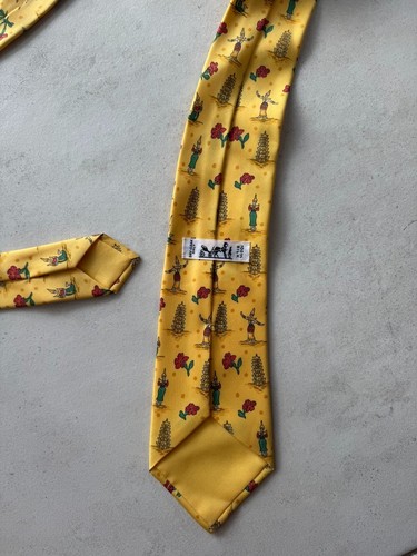 Vintage Rare 80s Hermes Tie Pure Silk Yellow Asian Aesthetic Dancers Temples - Picture 7 of 11