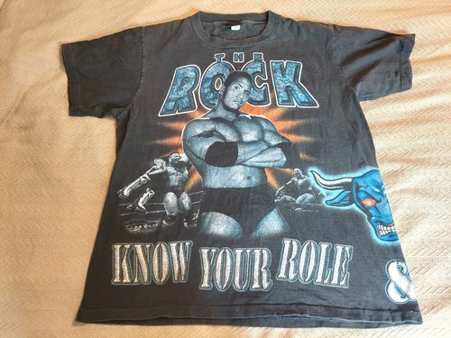VTG Y2K WWF THE ROCK KNOW YOUR ROLL T-SHIRT MENS SZ L ALL-OVER PRINT BY CHANGES