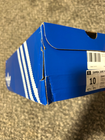Foto 21 di 24