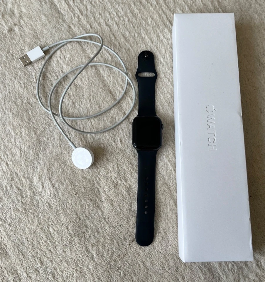 Apple Watch Series 6 - 44mm GPS + Cellular  - Stainless Steel Black - Image 2 of 4