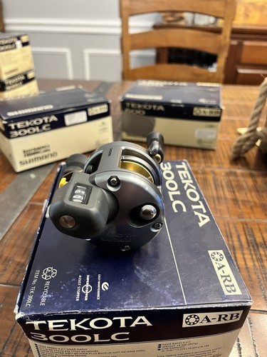 Shimano TEK300LC Tekota 300 Fishing Reel - Picture 4 of 4