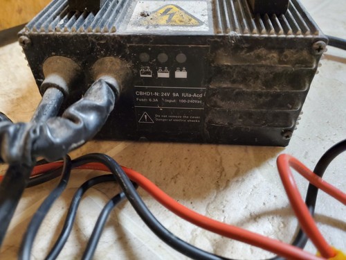 SPE CBHD1 24v 9a Battery Charger Windsor Saber Compact 17 173-5399 Scc172 - Picture 7 of 10