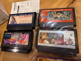 Famicom compatible portable console HG-938 with classic games