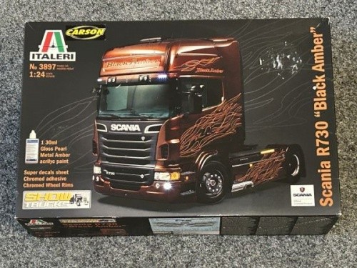 Italeri 3897 - Scania R730 V8 Black Amber Truck kit modelo 1:24 - nuevo / embalaje original - Imagen 1 de 2