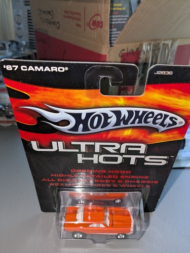 2005 Hot wheels "ULTRA HOTS" *'67 CAMARO* (orange) RealRider Tires J2836 - Picture 3 of 8
