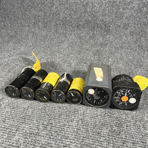 LOT OF 7 Vintage Analog Aviation Aircraft Gauges Teledyne Avionics Plus More! - Bild 1 von 18