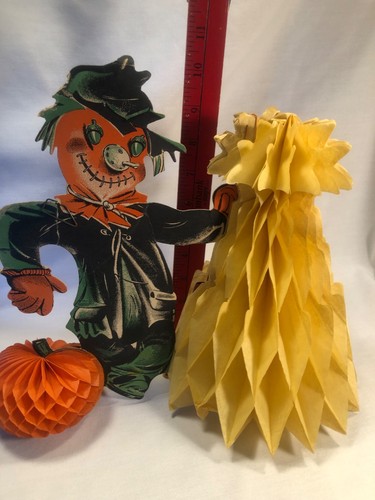 Vintage Halloween~ Scarecrow, Haystack, & Pumpkin Diecut W/Honeycomb~ Decoration - Picture 9 of 11