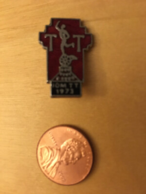 Tt Races Trophy ISLE OF MAN TT RACES TROPHY 1973 PIN | eBay