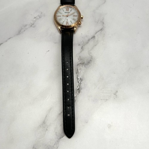 Auténtico SEIKO LUKIA 1B35-0AA0 Señoras Radio Solar Reloj Dial Oro Rosa Ti - Imagen 5 de 12