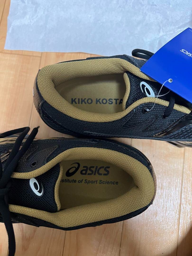 Kiko Kostadinov × Asics Gel-Quantum Kiko Kostadinov x ASICS GEL-QUANTUM LEVITRACK™ The Kickz Stand
