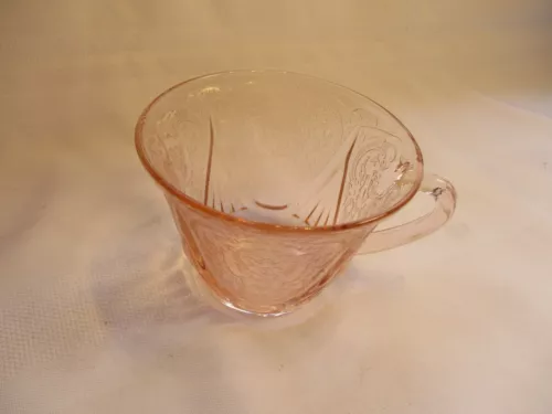 HAZEL ATLAS GLASS PINK ROYAL LACE COFFEE CUP ~IMMACULATE CONDITION