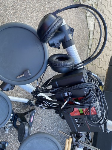 e schlagzeug Yamaha DTXPLORER Drum Trigger Module mit Hocker - Bild 6 von 10