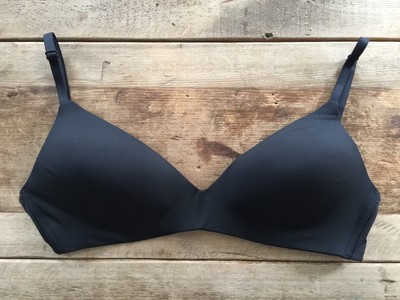 vs victoria 39 s secret black smooth matte t shirt lightly victoria s secret lightly lined t shirt bra