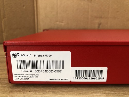 Firewall WatchGuard M300 WatchGuard ML3AE8 con soportes y PSU del Reino Unido (IVA incluido) - Imagen 7 de 11