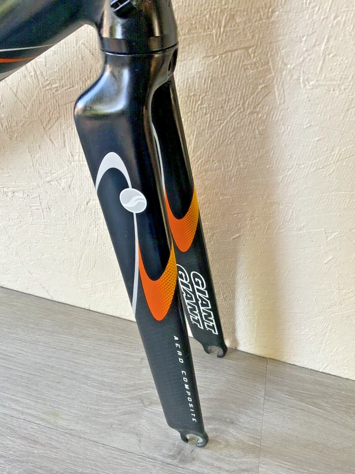 QUADRO DE BICICLETA DE ESTRADA GIGANTE TCR ZERO GRANDE ALUMÍNIO CARBONO 2,0 KGS - Imagem 4 de 4