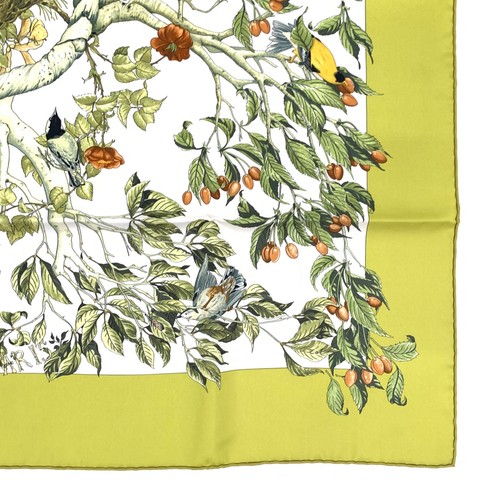 HERMES Scarf Carre 90cm AU COEUR DES BOIS 100% Silk Light green Multi w/Box R006 - Picture 5 of 8