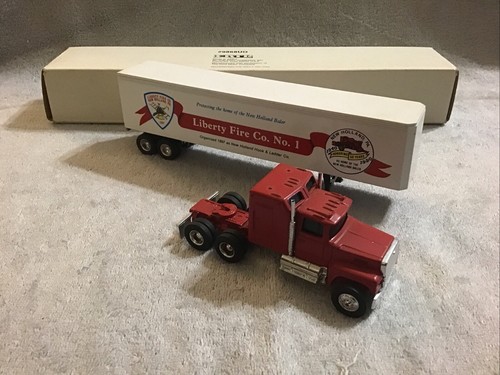 1990 Ertl TRUE VALUE JB ZIMMERMANN & SONS TRACTOR TRAILER 1/64 Scale Diecast - Picture 5 of 7