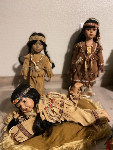 Vintage Native American Unique Porcelain Doll Collection - Picture 12 of 16