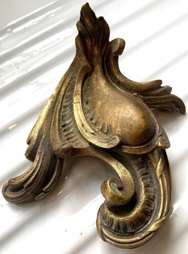 French vintage gilt Brass rococo style - Finial Sevres Clock - clockmaker parts - Picture 2 of 2