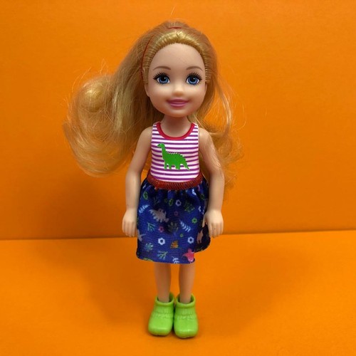 Barbie Little Sister Chelsea Blonde Hair Dinosaur Dress Sister Toy Fashion Doll - Picture 2 of 4