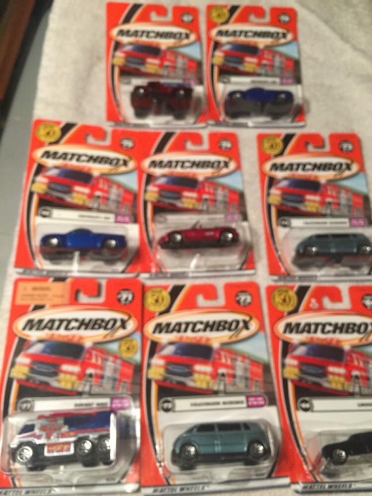 MATCHBOX 2001 KID'S CARS OF THE YEAR - 8 Assorted MATCHBOX 2001 KID'S CARS OF THE YEAR - 8 Assorted