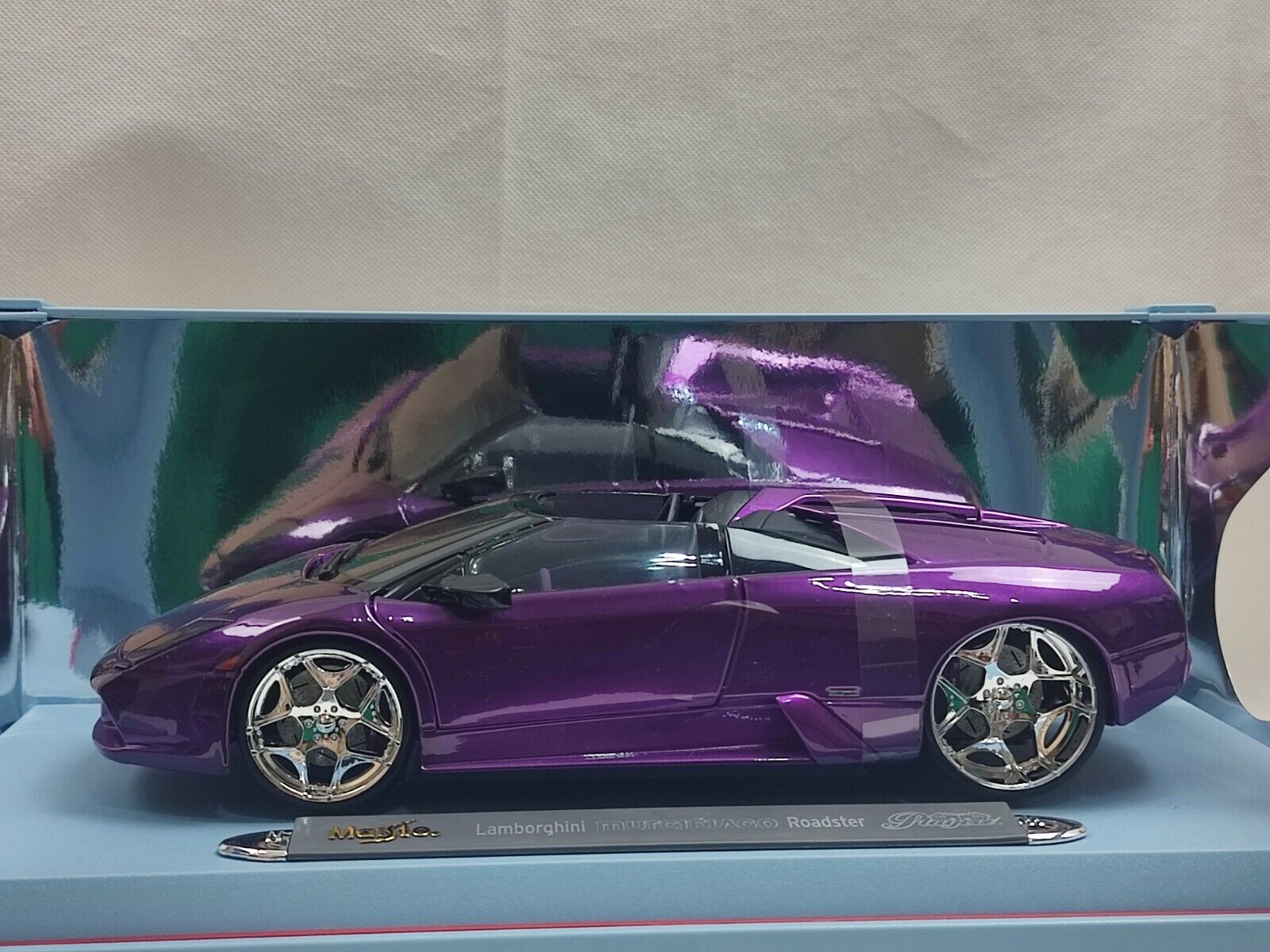 Picture 2 of 6