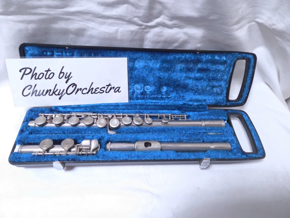 Yamaha YFL-23 Flute Nickel Silver Tested Key Action w/ Case Japan #2356 - Image 2 of 4