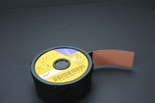46mm Kodak Portra 400 NC color film, 200 ft in a bulk roll - Picture 2 of 2