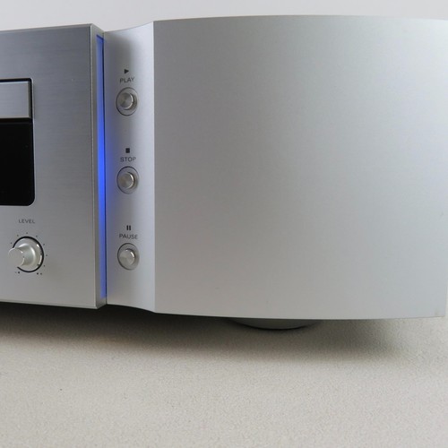 Marantz SA-15S2 SACD CD player with remote | ideal audio - Picture 5 of 17