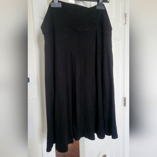 Women Simple Black Skirt M