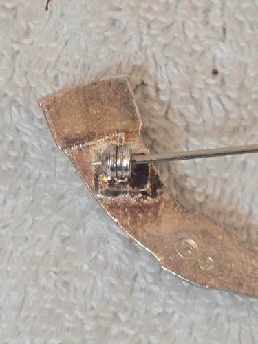 Silver Horn Shaped Broosh Pin - Picture 9 of 12