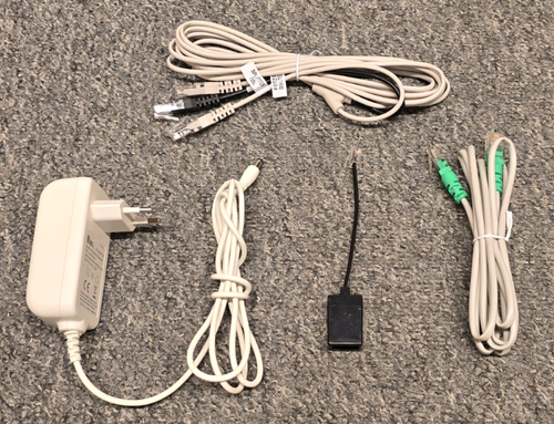 AVM FRITZ! Box 7590 Router Wi-Fi z modemem - Biały (20002784) - Zdjęcie 3 z 6