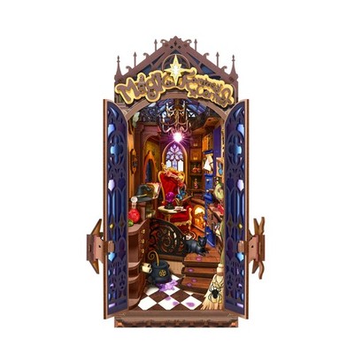 Book Nook: Magic Fantasy Corner