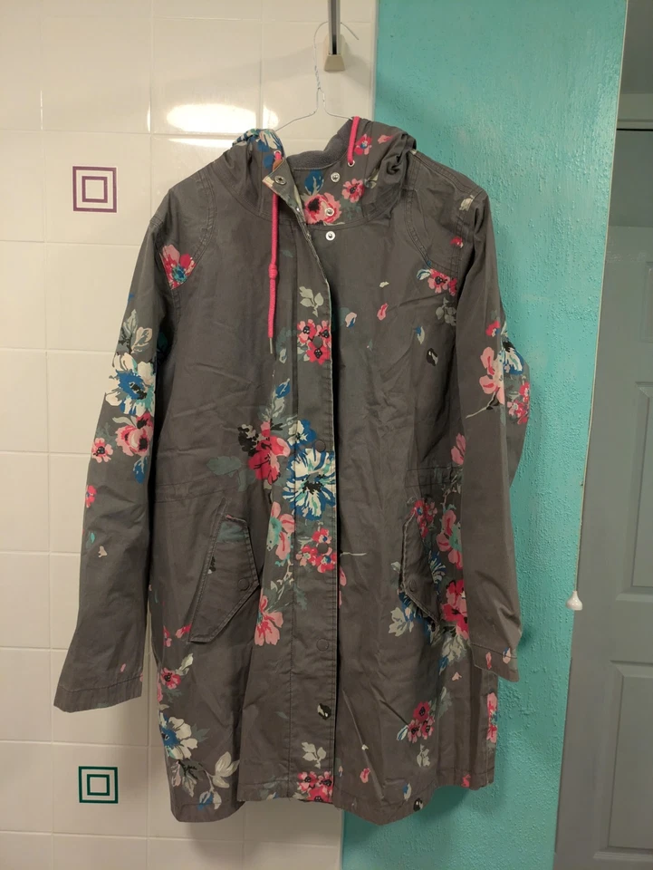 Joules Womens Right As Rain Waterproof Grey Floral Jacket Size 16 Uk - Image 2 of 4