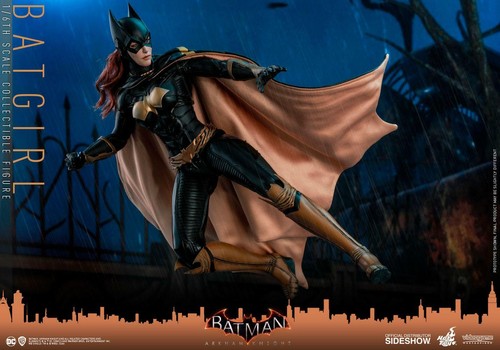 DC COMICS: ARKHAM KNIGHT VIDEOGAME – BATGIRL 1/6 Action Figure 30 cm HOT TOYS - Imagen 8 de 9
