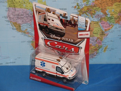 DISNEY PIXAR CARS ALFREDO AMBULANCE #8/9 DELUXE ALLINOL BLOWOUT ***BRAND NEW*** - Picture 3 of 10