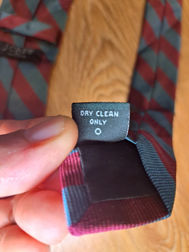 Corbata ajustada J Crew 100 % seda para hombre roja azul a rayas Repp Foto 4 de 4