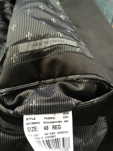 John Varvartos Dress suit, Tuxedo BNWT with suit bag, original box RRP £950 48 R - Picture 9 of 10