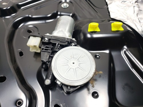 2008 - 2014 Infiniti G37 Window Regulator Motor Front Passenger Side Right OEM - Picture 4 of 6