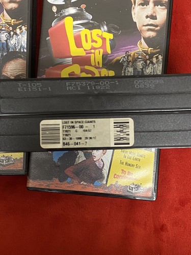 2 LOT Lost In Space VHS The Collectors Edition 1995 4 Episodes (2 On Each Tape) - Picture 10 of 12