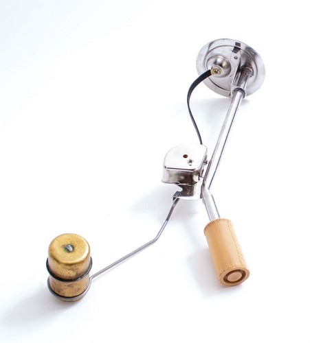 Send Unit 3/8 w/oReturn Line 60-64 Galaxie 63-64 Marauder 4V or 8V V8 Exc Wgn - Picture 4 of 4